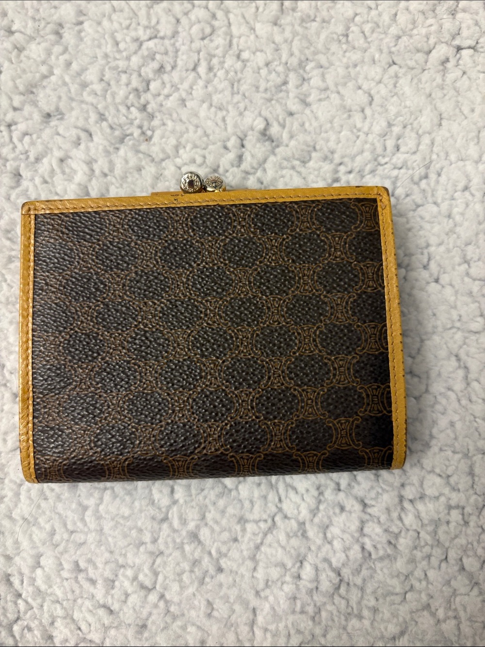 Vintage CELINE Macadam Triomphe Bifold Compact Wallet Yellow Mustard Leather - Picture 3 of 14